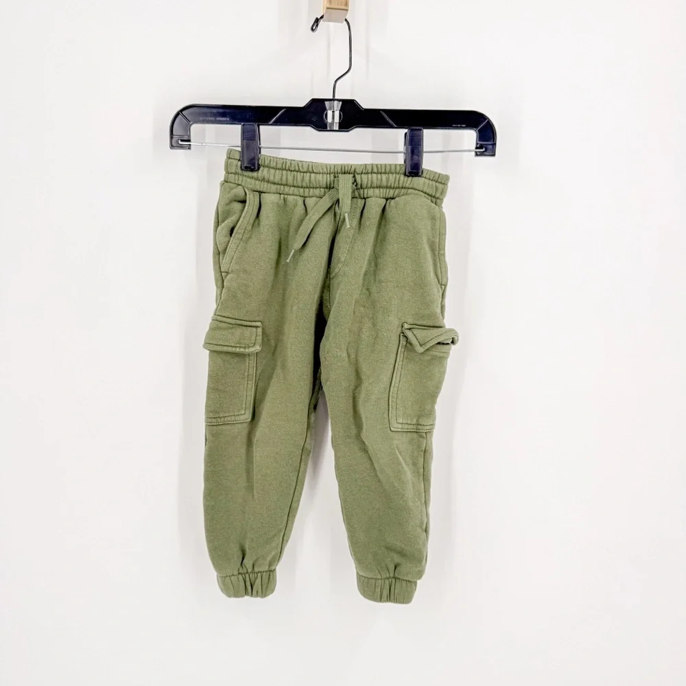 H&M Kids Green Dinosaur Set